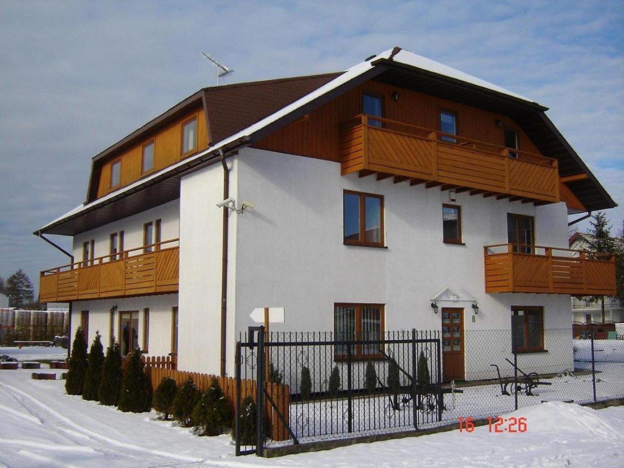 Dom Wczasowy Oliwia Kolobrzeg Exterior photo